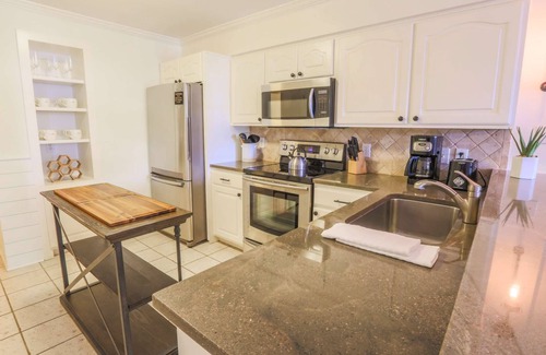Isle of Palms Condo | Renovated Beachside Condo w/Balcony, Year Round Community Pool, Kid Pool, Playground & Beach Access