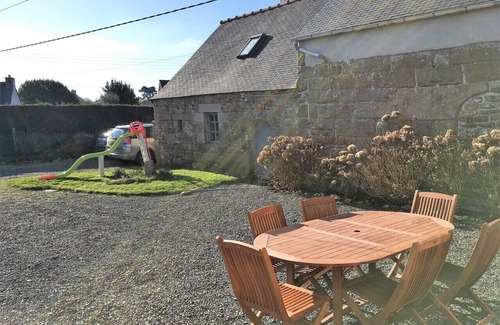 Trebeurden House | Renovated Breton house WIFI with large garden in TREBEURDEN