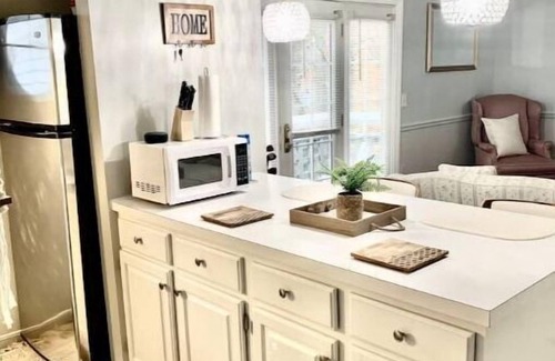 Norwich Condo | Renovated Condo rental at Norwich inn villa & Spa