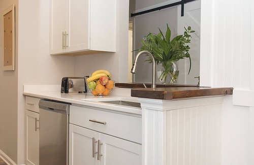 Rehoboth Beach Condo | Renovated Condo Near Outlets, 3.5 Miles to the Beach