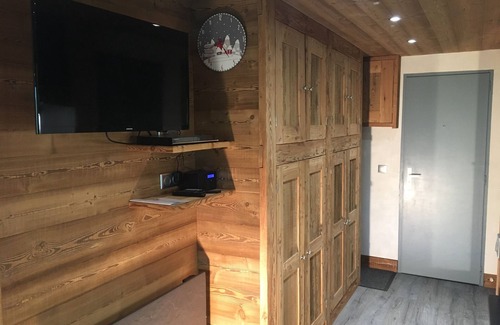 Val-d'Isere Apartment | Renovated duplex in quiet residence. At the foot of the slopes. Exceptional view.