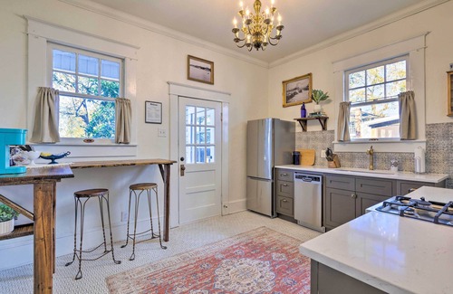 Hannon Park House | Renovated Historic Home w/Yard: 2 Mi to Dtwn