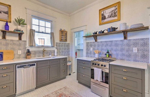 Hannon Park House | Renovated Historic Home w/Yard: 2 Mi to Dtwn