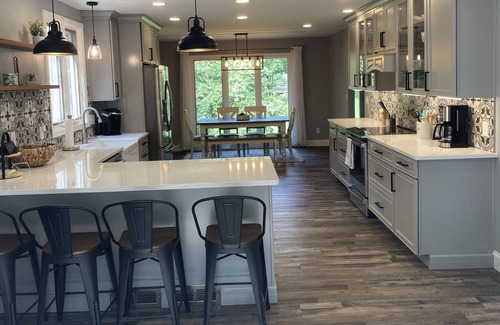 South Bend House | Renovated home in idyllic setting near ND