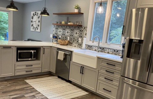 South Bend House | Renovated home in idyllic setting near ND