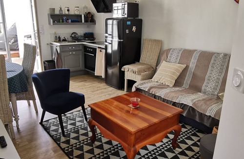 La Faute-sur-Mer House | Renovated House 200m from Grand Beach, La Faute-sur-Mer – 2 Bedrooms, Terrace, Center Location