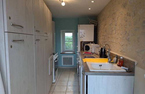 Vennecy Cottage | Renovated house near Orleans, pets allowed
