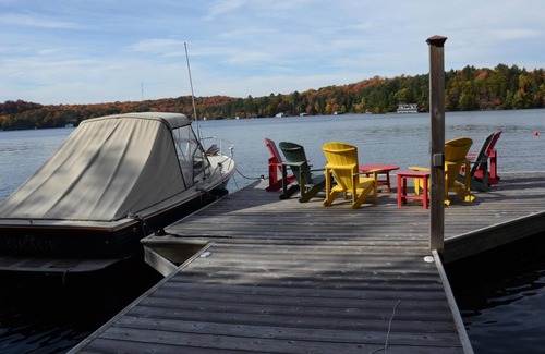 Minett Cottage | Renovated Log Cabin! 3 Bed, 2 Bath Lake Rosseau! Minett! Sunsets!