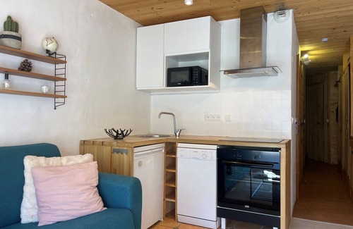 Arc-2000 Apartment | Renovated studio near ski lifts, 4 ppl, balcony, equipped kitchen