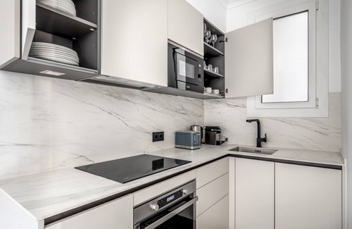 La Sagrada Familia Apartment | Renovated Sagrada Familia 1BR w/Roof, by Blueground