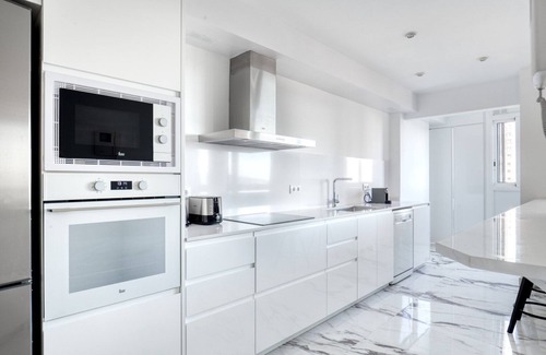 Sant Gervasi Apartment | Renovated Sant Gervasi-Galvany 2BR w/Amazing Views, by Blueground