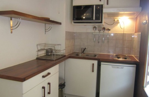 Brides-les-Bains Apartment | Renovated Studio with East-Facing Balcony, WiFi, and Parking in Brides-les-Bains