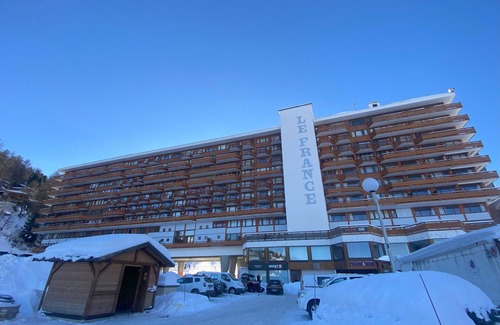 Plagne Centre Apartment | Renovated studio at the foot of the slopes with balcony and nice view