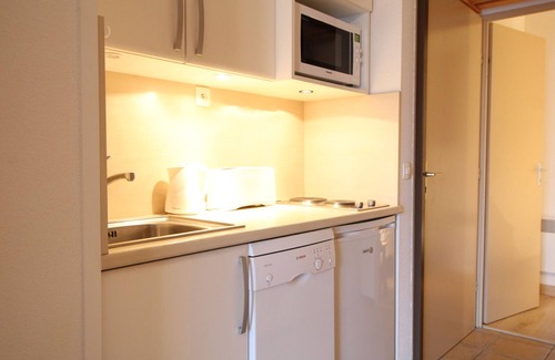 Flaine Apartment | Renovated Studio for 4 Guests with Balcony, Near Ski Lifts - Résidence Sagittaire, Flaine Forêt