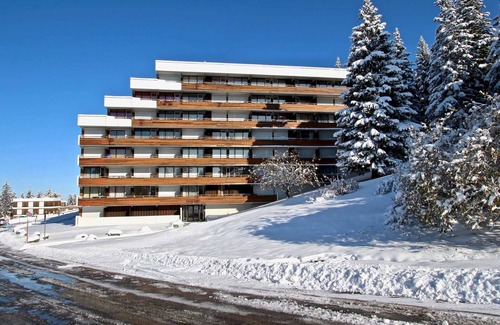 Chamrousse Apartment | Renovated Studio for 3-4 Near Slopes, Great Amenities