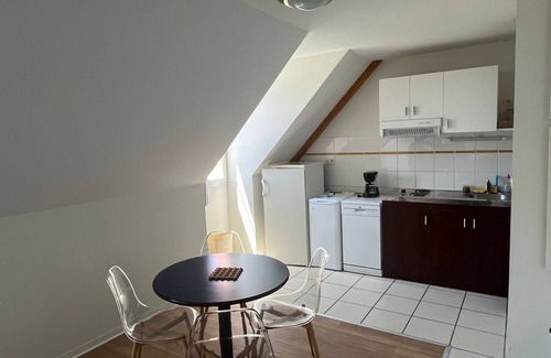 La Roche-Posay Apartment | Renovated T2 with WIFI, pool and parking 200m from the Thermal Baths
