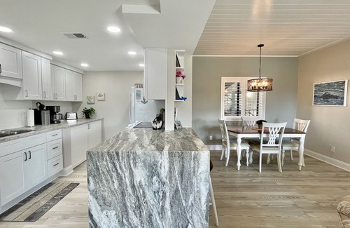 Hilton Head Island Condo | RENOVATED VILLA NEAR COLIGNY BEACH WITH POOL & TENNIS HILTON HEAD
