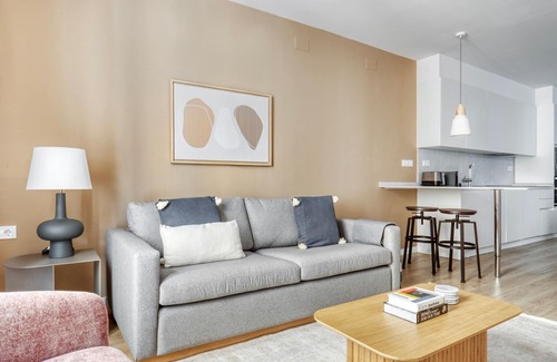 la Vila de Gracia Apartment | Renovated Vila de Gràcia 2BR, by Blueground