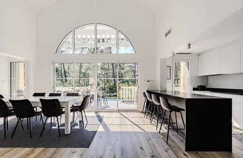 Lacanau-Ocean Villa | Renovated villa, HEATED SWIMMING POOL, in the pines 4 minutes from the ocean