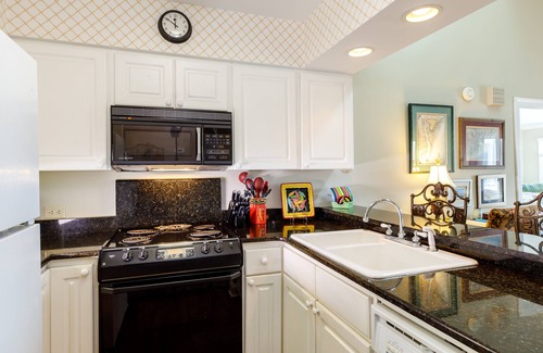 Seabrook Island Villa | Renovated Villa with Golf, Lagoon and Ocean Views Includes Amenity Cards