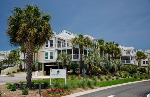Seabrook Island Villa | Renovated Villa with Golf, Lagoon and Ocean Views Includes Amenity Cards