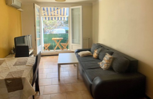 4th Arrondissement Apartment | Rent beautiful 3 room apartment completely renovated and equipped new