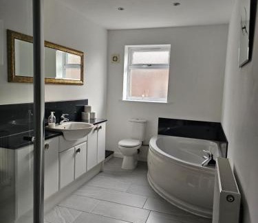 Chesterfield House | Rent My Spa Home with Pool table Hottub and Sauna
