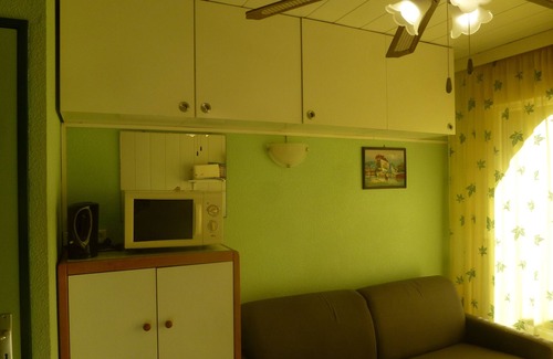 Lamalou-les-Bains Apartment | rental apartment studio cure lamalou les bains trainee vacancy