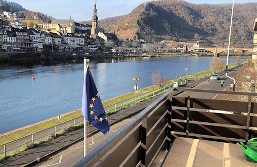 Cochem Apartment | Rental-Nr. 2-Superior-Ensuite-Balcony