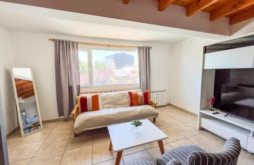 10 de Diciembre Apartment | RentUp - Centro de Bariloche Dúplex amplio y luminoso