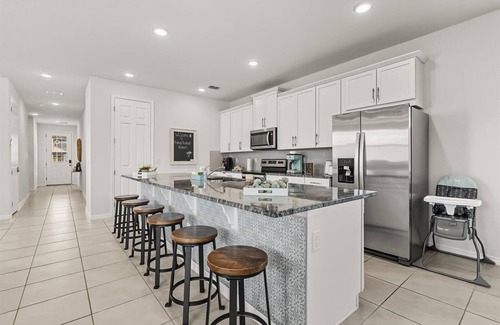 Four Corners House | Reserve your stay now and unlock launch rewards like bonus nights, VIP gifts, and more!