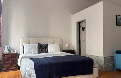 Centro / Baixa House | Residência Céu Azul
