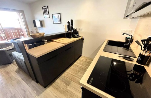 Notre-Dame-de-Bellecombe Apartment | Residence Res Cristal - New charming apartment at the foot of the slopes