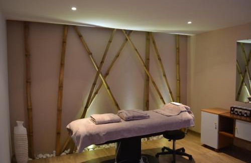 Marcory Hotel | residence Amann appartement et spa Hammam Sauna jacuzzi