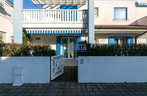 Jesolo Apartment | [Residence Antenore] Pool + Free Parking