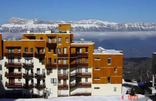 Les Adrets Apartment | Residence Chamois 1 - Studio for 3 People