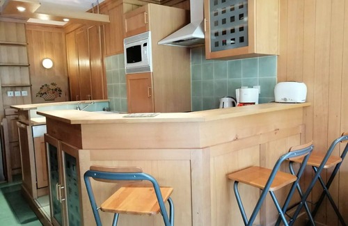 Pra Loup Apartment | Residence Chaumont 1 - 2 rooms for 6 people exposed South located in Rez de Chaussée, direct access to slopes