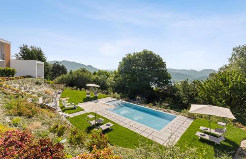 Trarego Viggiona Apartment | Residence Conca Verde with pool