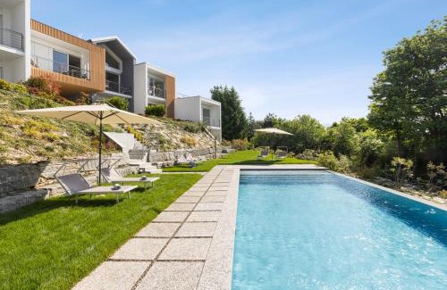 Trarego Viggiona Apartment | Residence Conca Verde with pool