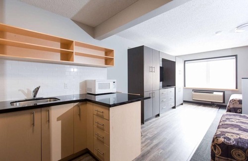 Doon South Apartment | Residence & Conference Centre - Kitchener Waterloo