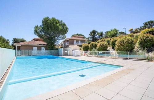 Carnoux-en-Provence Apartment | Residence Debussy - maeva Home - 2 Room Apartment 4 People - Selection