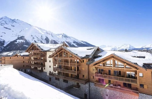 Sainte-Foy-Tarentaise Apartment | Residence Club MMV L'Etoile des Cimes* - 3 Rooms 6 People Family