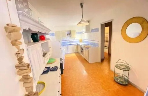 Le Brusc Apartment | Residence Les Charmettes - 3 Rooms for 6 People