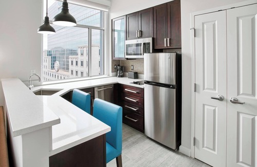 Downtown Wilmington Hotel | Residence Inn by Marriott Wilmington Downtown