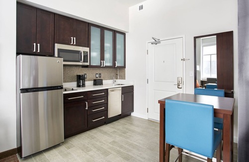Downtown Wilmington Hotel | Residence Inn by Marriott Wilmington Downtown