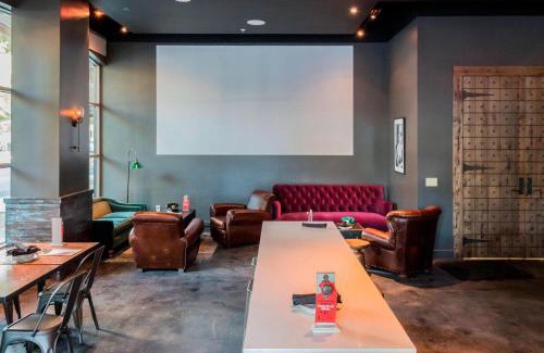 Downtown Sacramento Hotel | Residence Inn by Marriott Sacramento Downtown at Capitol Park