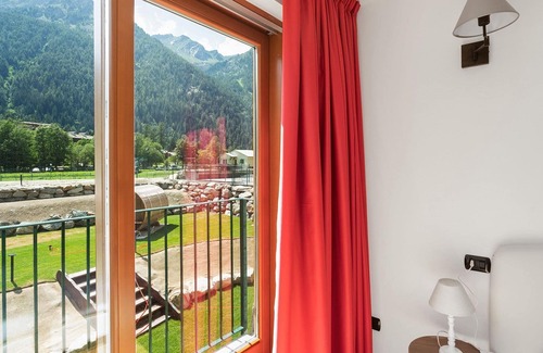 Bieltschocke Apartment | Residence in Gressoney-saint-jean with 1 bedrooms sleeps 4
