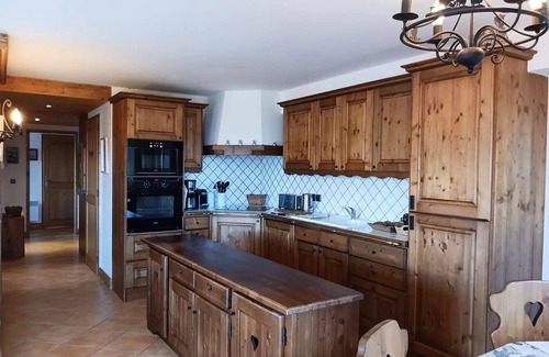 Arc-1800 Apartment | Residence L'iseran - Spacious 4 rooms, slopes, upscale residence with swimming pool, splendid views of Mont Blanc and west terrace.