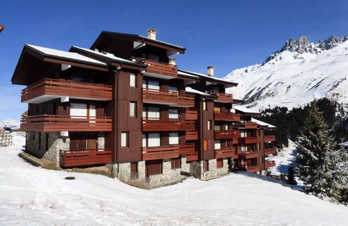 Meribel-Mottaret Apartment | Residence La Saulire - Studentette for 2 people in Meribel Mottaret in the Laitelet district, at the foot of the slopes