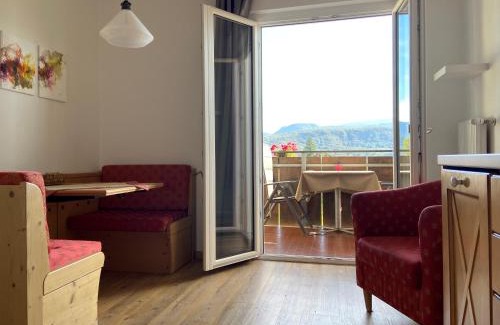 Caldaro Sulla Strada del Vino Apartment | Residence La Terrazza